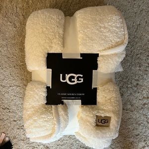 ugg classic sherpa throw